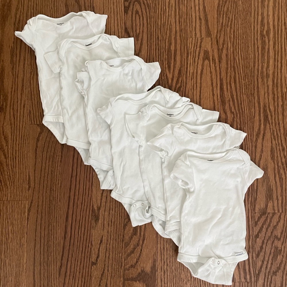 Set of 7 Gerber White Baby Bodysuits/Onesies